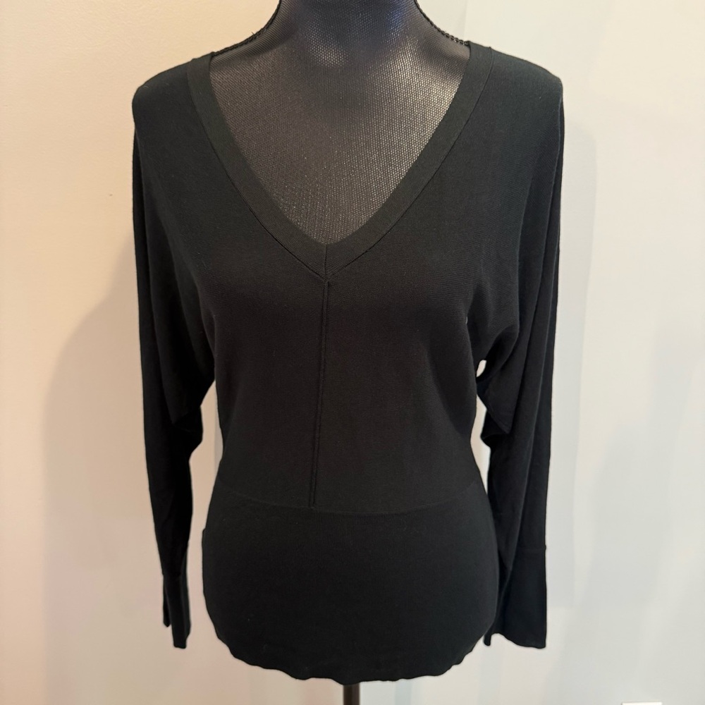 Ann Taylor LOFT Black Long Sleeve V-Neck Top - Picture 4 of 11